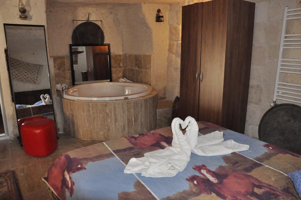 Crazy Horse Pension Ürgüp Bagian luar foto